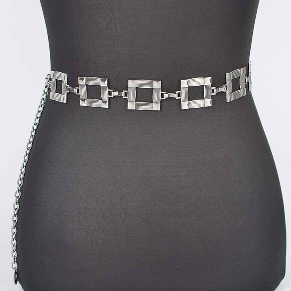 Square Metal Plus Size Chain Belt - Picture 6 of 10